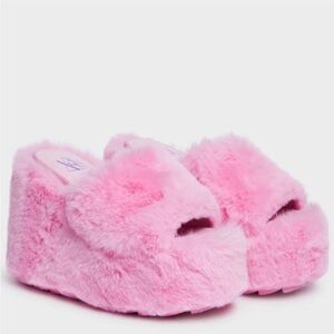 YRU Gravity faux fur babiesPink Fuzzy Platform Slide Slippers